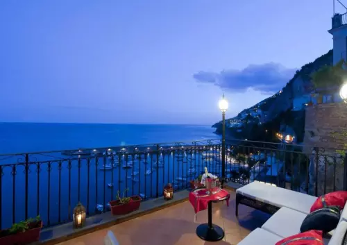 amalfi night porch